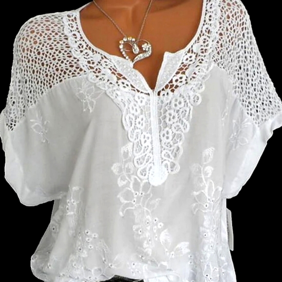 Boutique Tops - NEW Boutique Boho Top